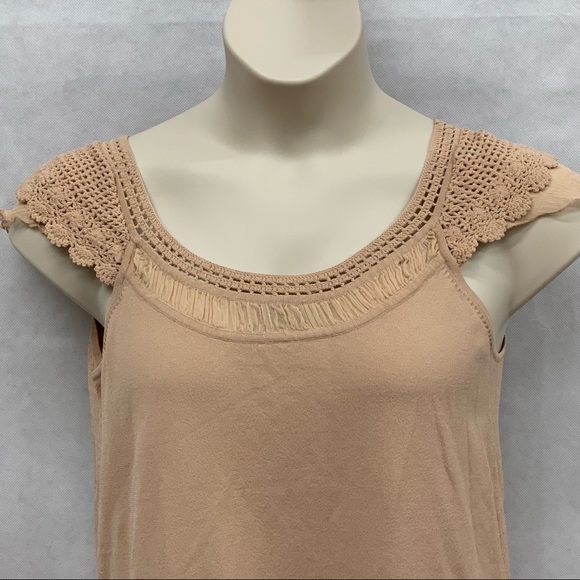 Cable & Guage Knit nude color top - Picture 2 of 6